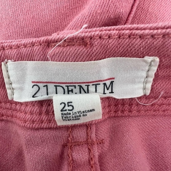 21 Denim Mauve Chino Cuffed Hem Shorts Size 25 Women’s - Picture 2 of 5